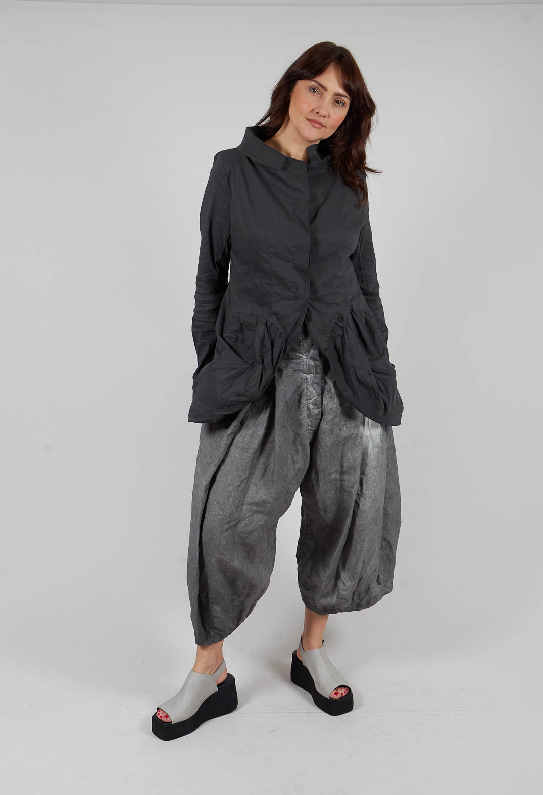 Pleat Linen Trousers in Asteroid Pigment