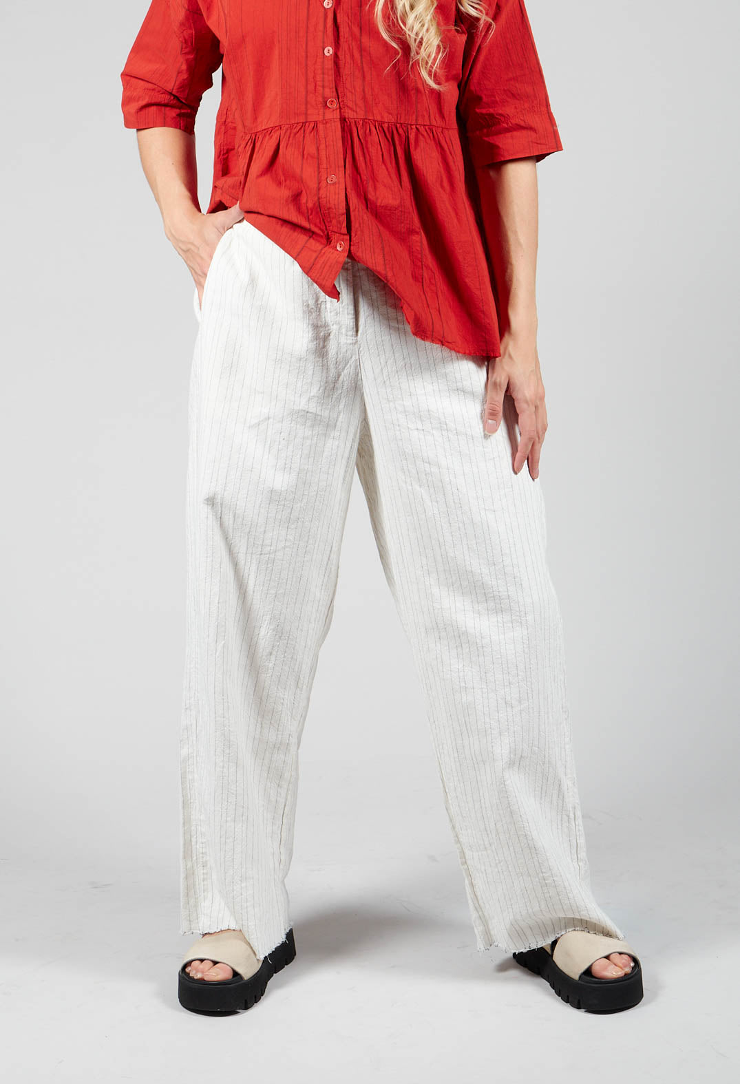 Perla High Waisted Trousers in Natural