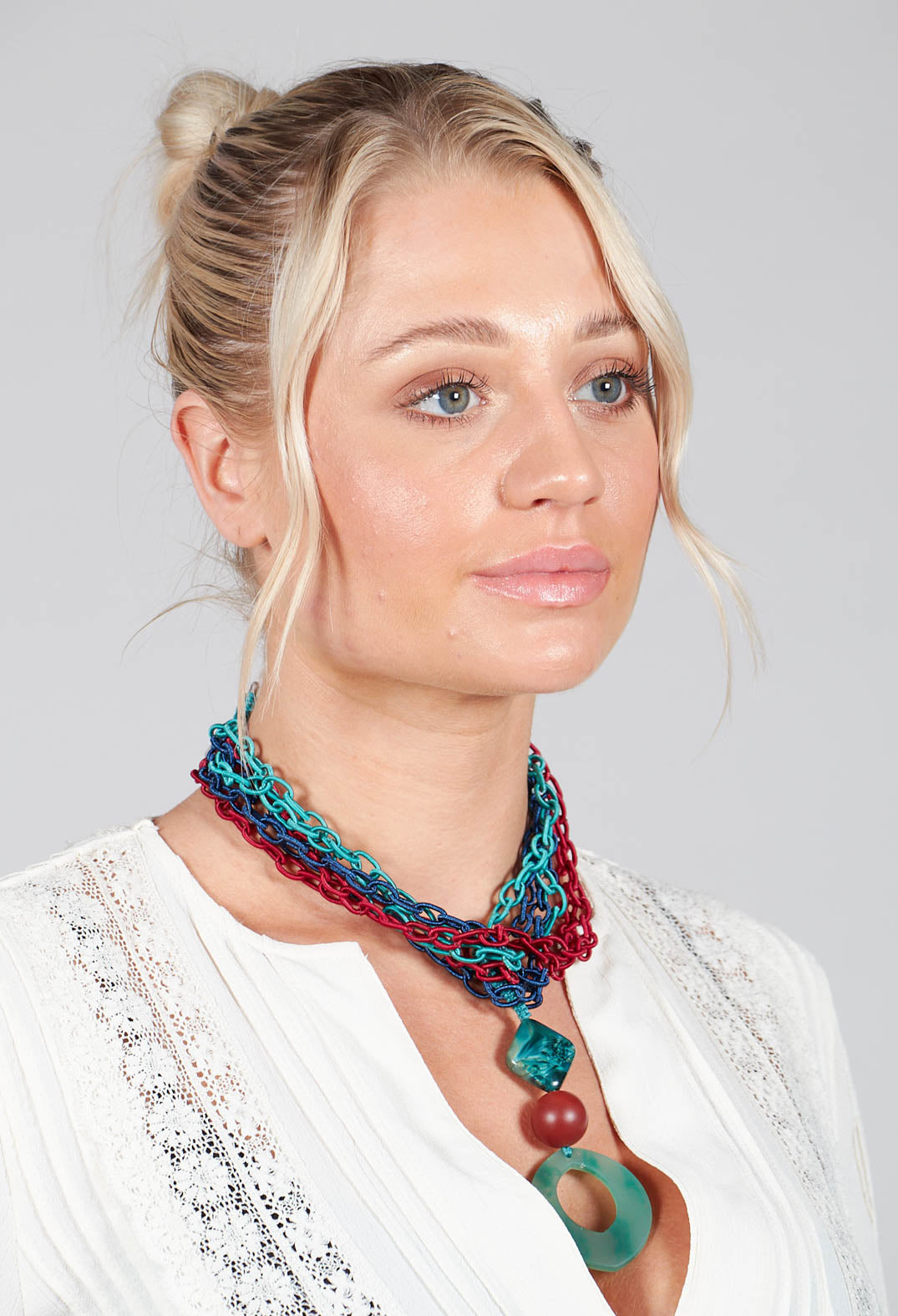 Choker Necklace In Green and Red Olivia May