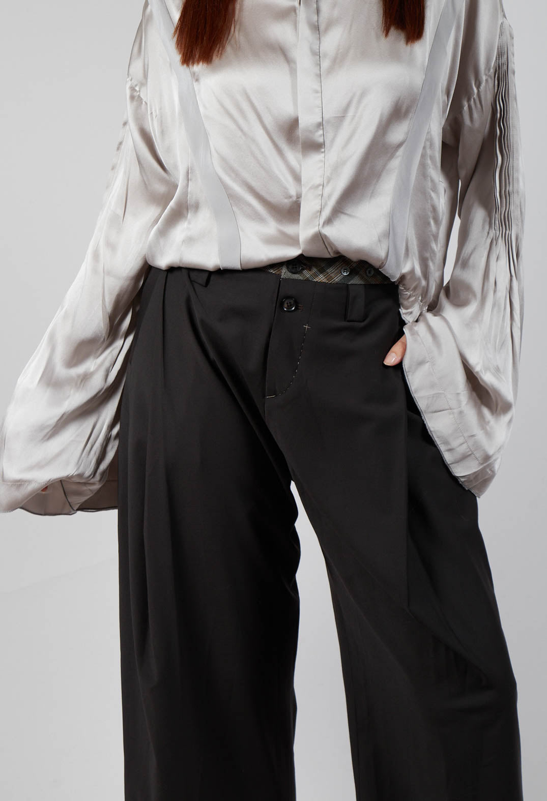 Wide Leg Trousers with Side Pleats in Dark Grey