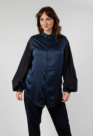 Loose Fit Shirt with Contrasting Arms In Black and Navy