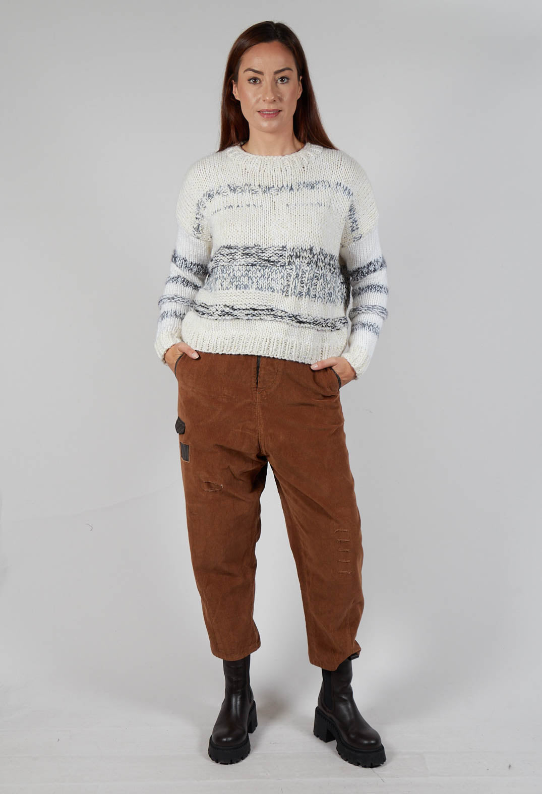 Hand Knitted Pullover in Ecru Grey