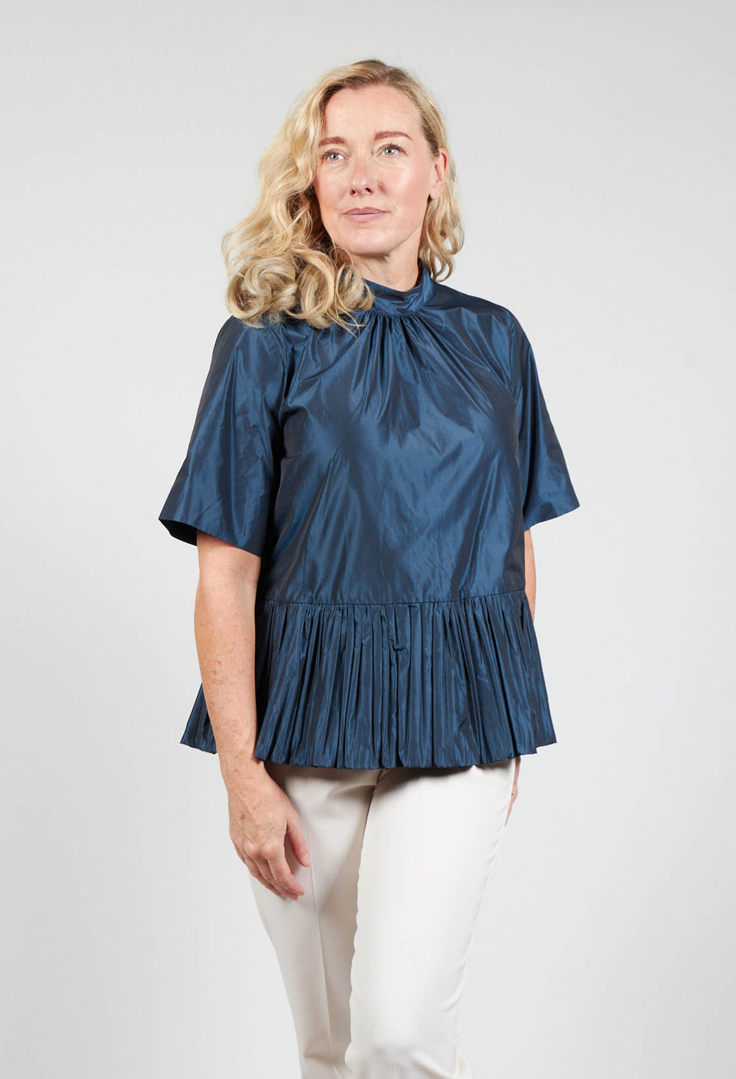 Flared Shape Shirt in Navy