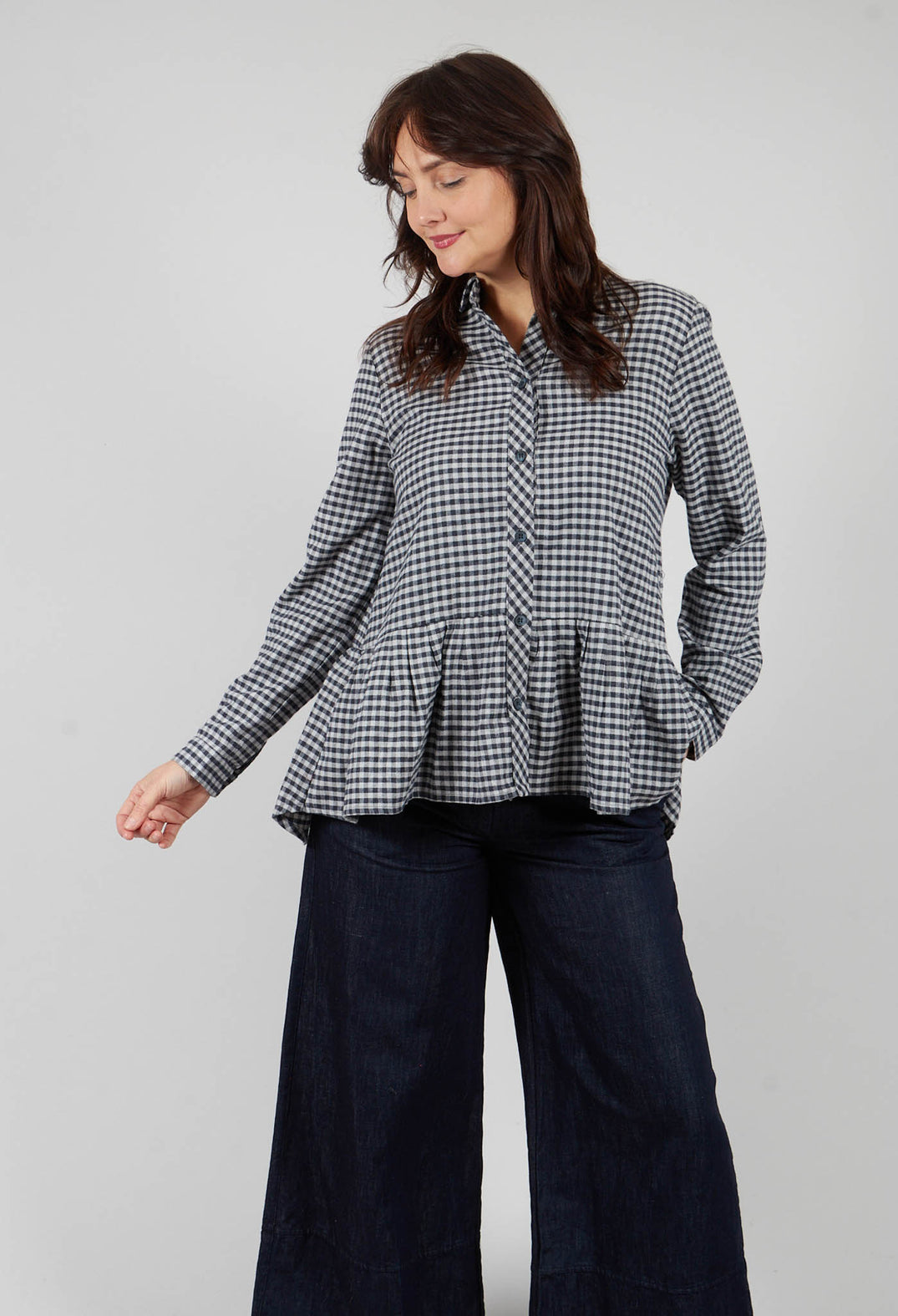 Long Sleeve Shirt with Flared Hem in Navy Check