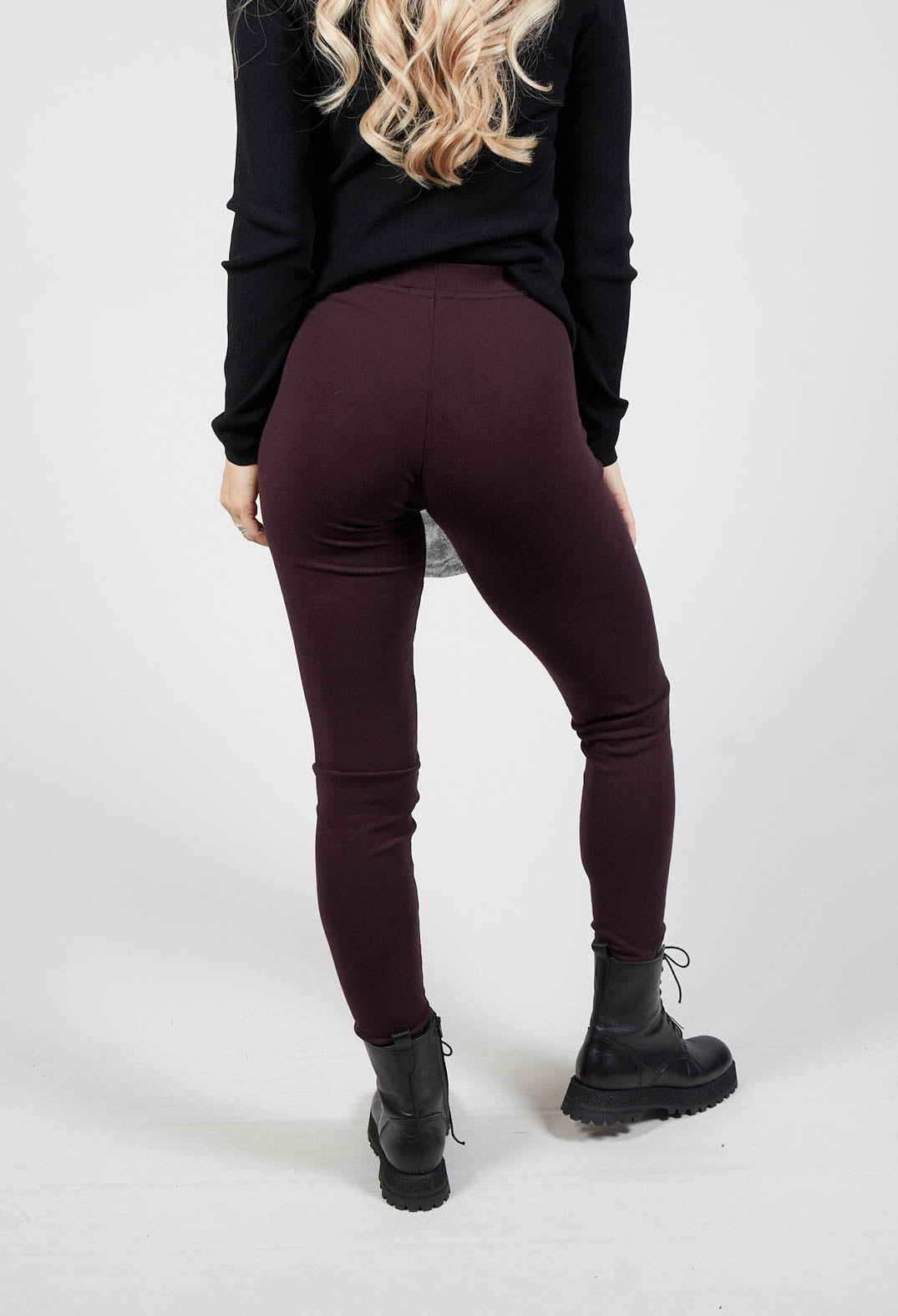 Stretch Fit Long Leggings in Plum