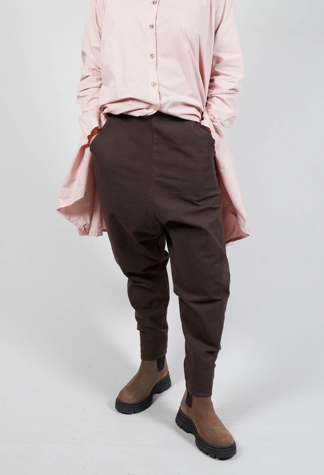 Wirksamen Trousers in Teak Brown