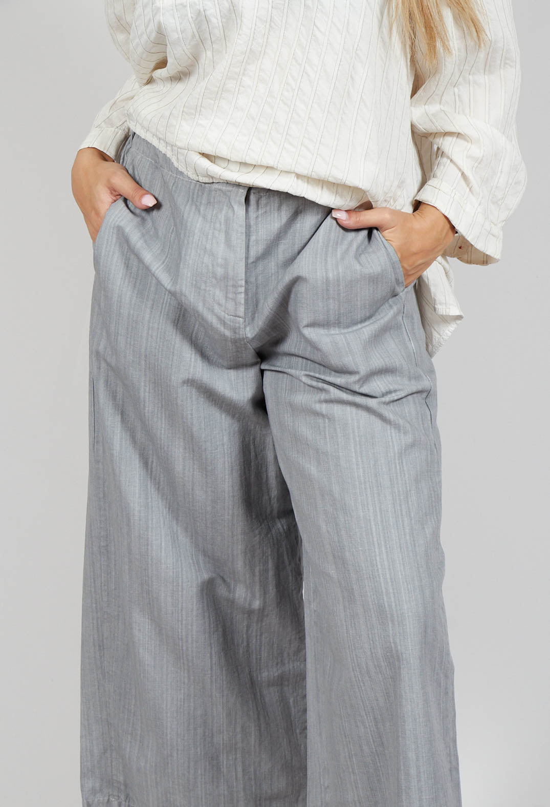 Phila Trousers in Dove