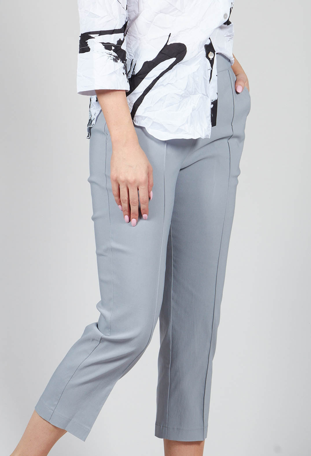 Vlah Trousers in Grey