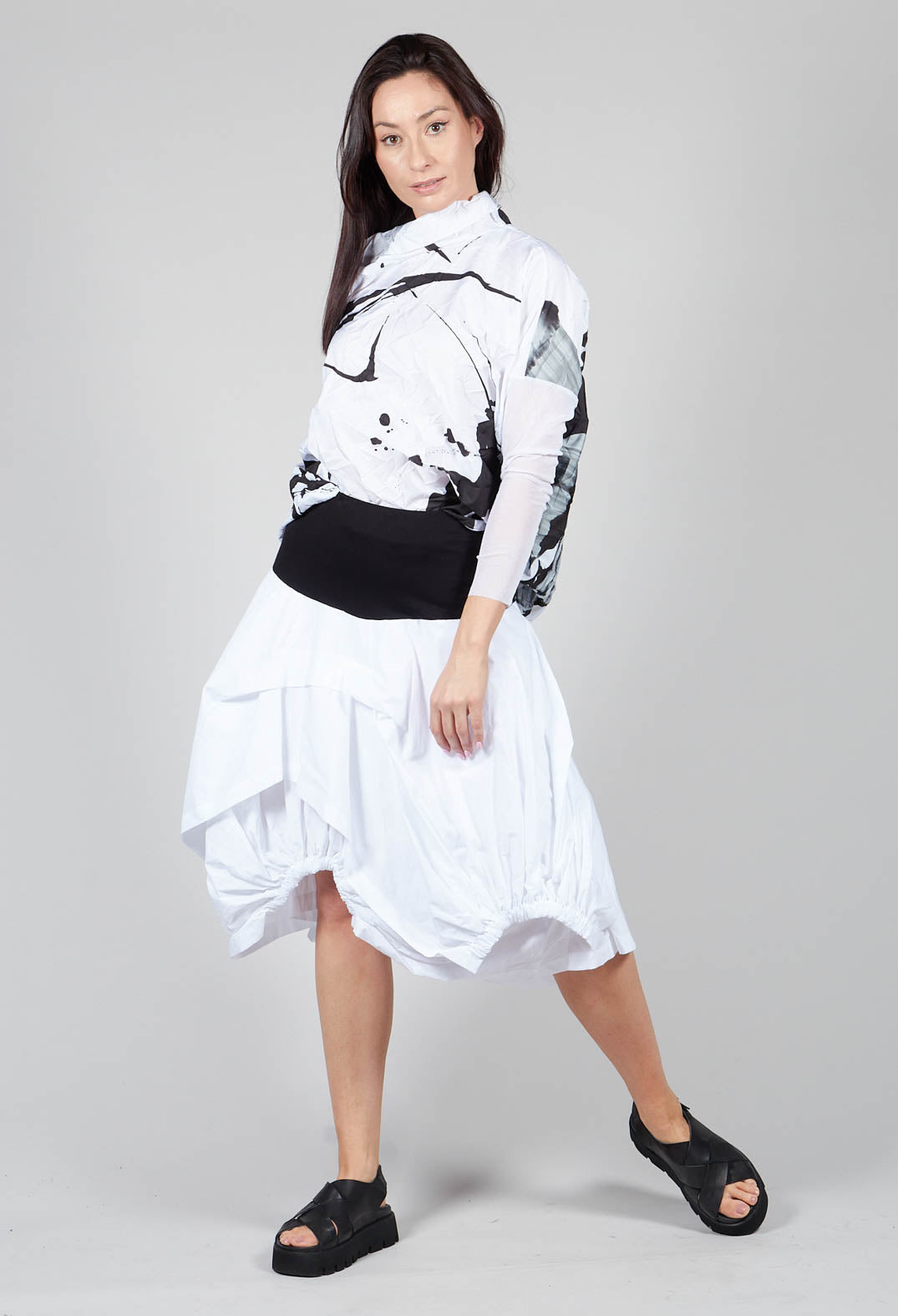 Goga Skirt in White Black