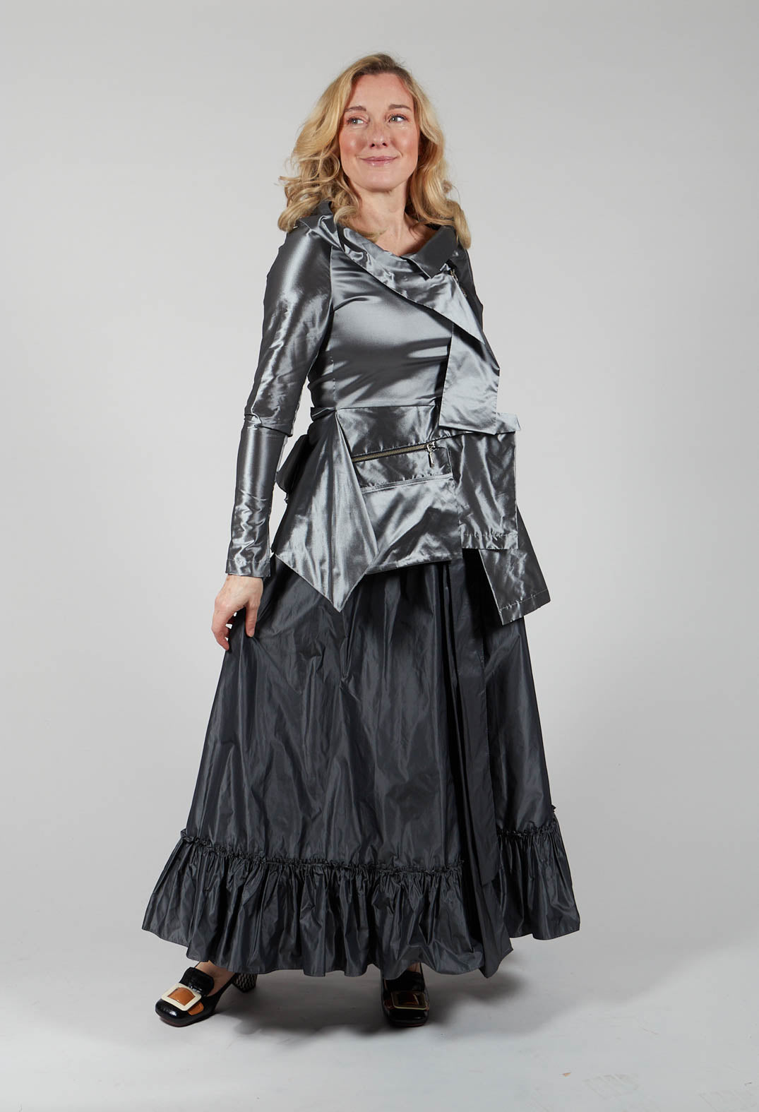 Taffeta Frill Hem Skirt in Obsidian Grey