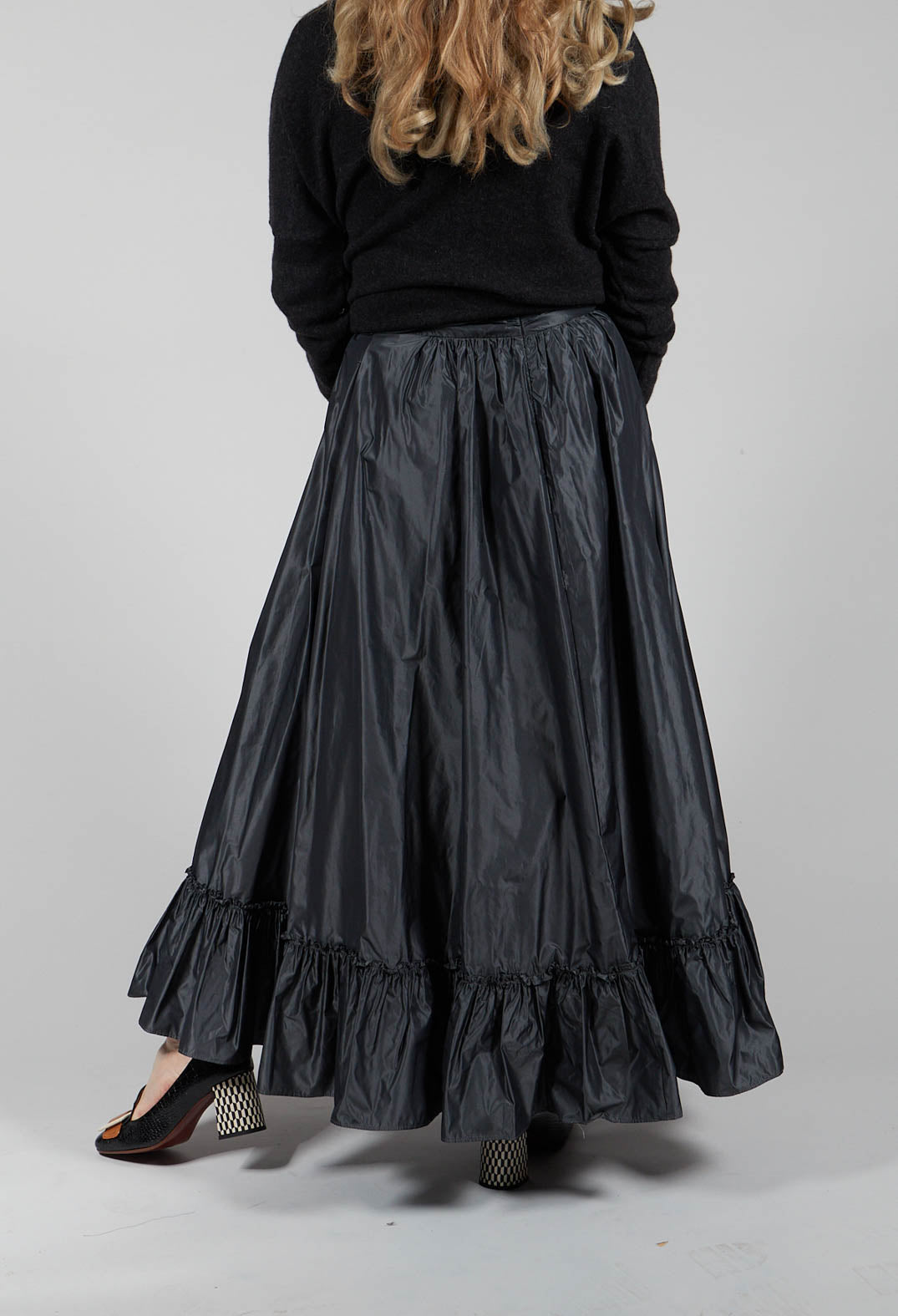 Taffeta Frill Hem Skirt in Obsidian Grey