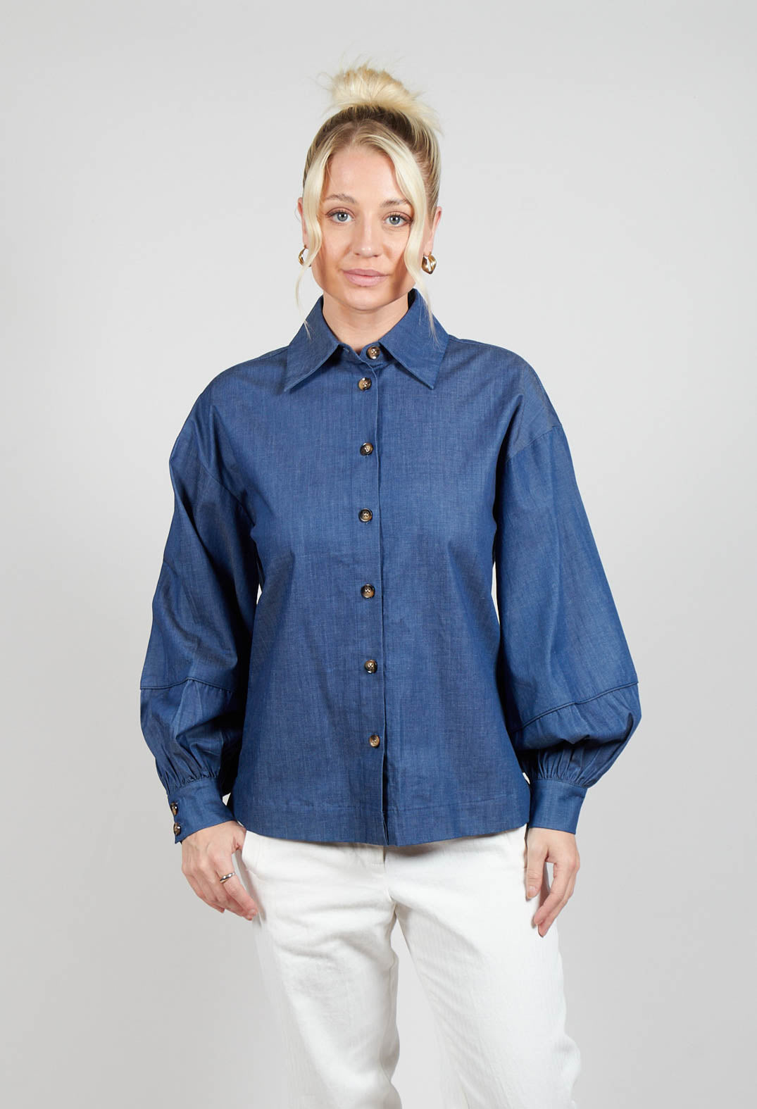 Cassandria Blouse in Chambray Blue