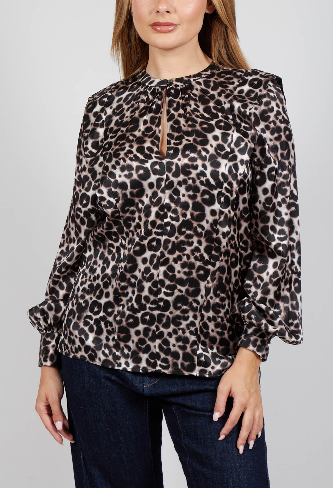 Evelyn Blouse in Leopard Soil