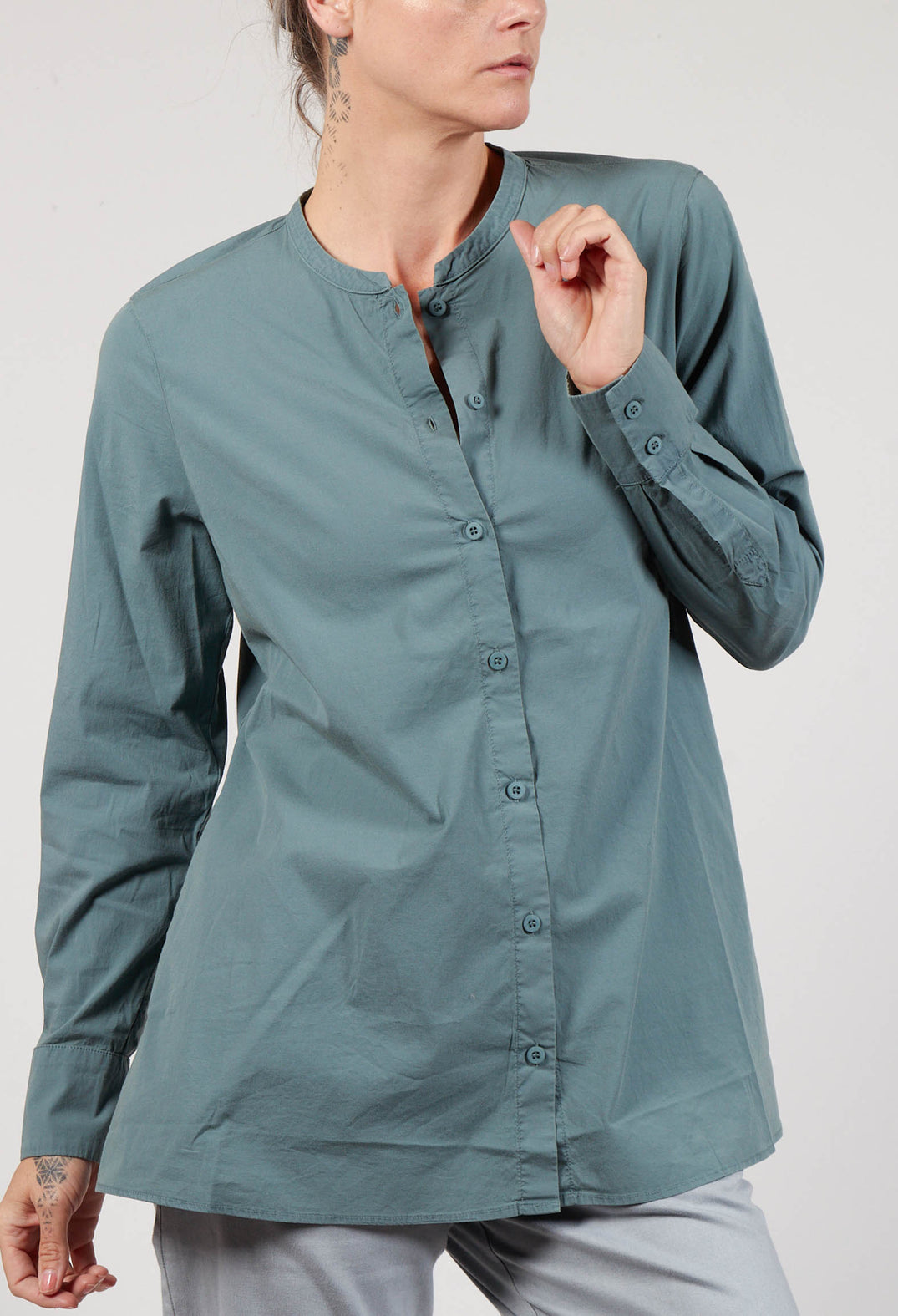 Monio Blouse in Sage Leaf