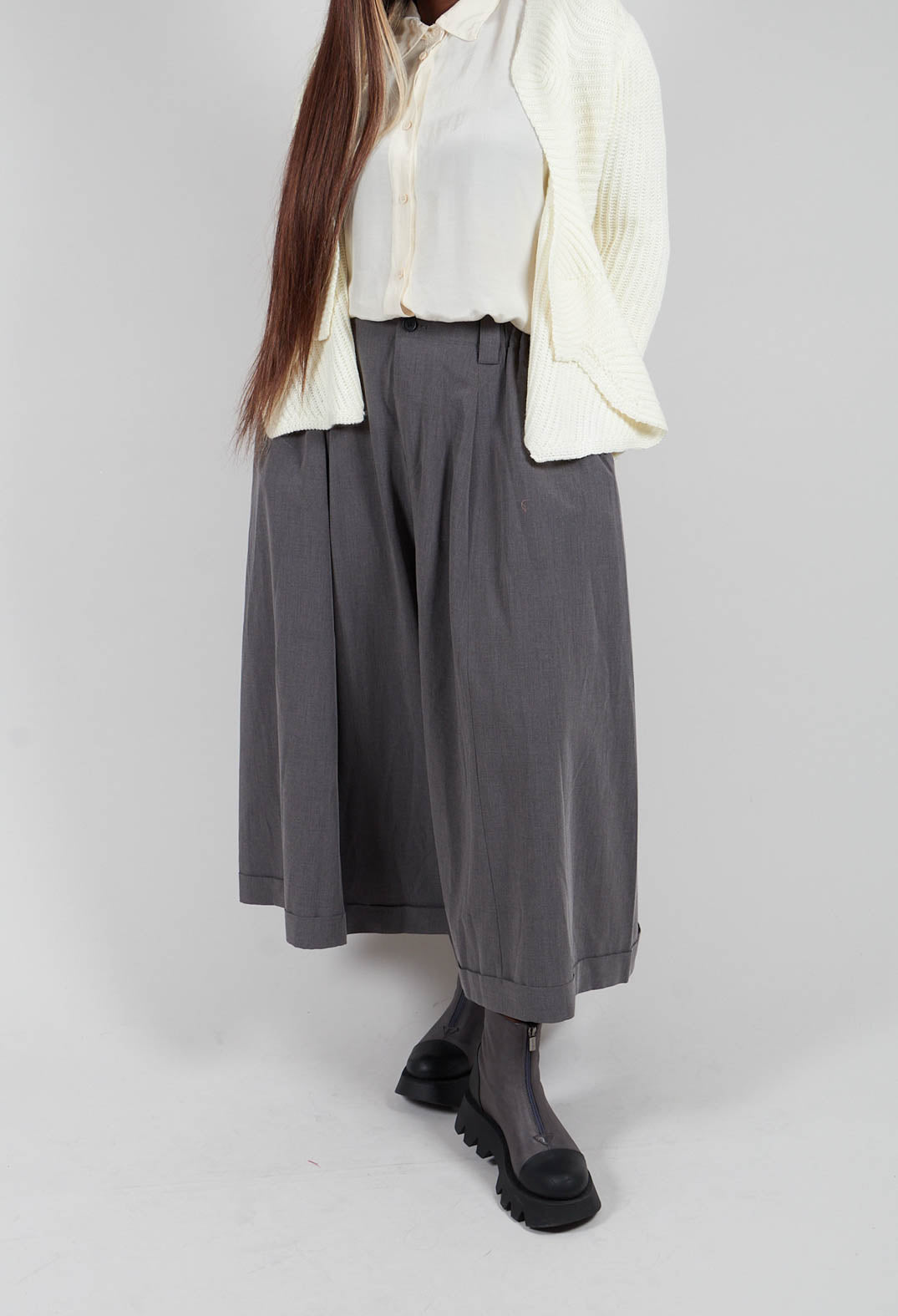 Wide Leg Trousers in Grey