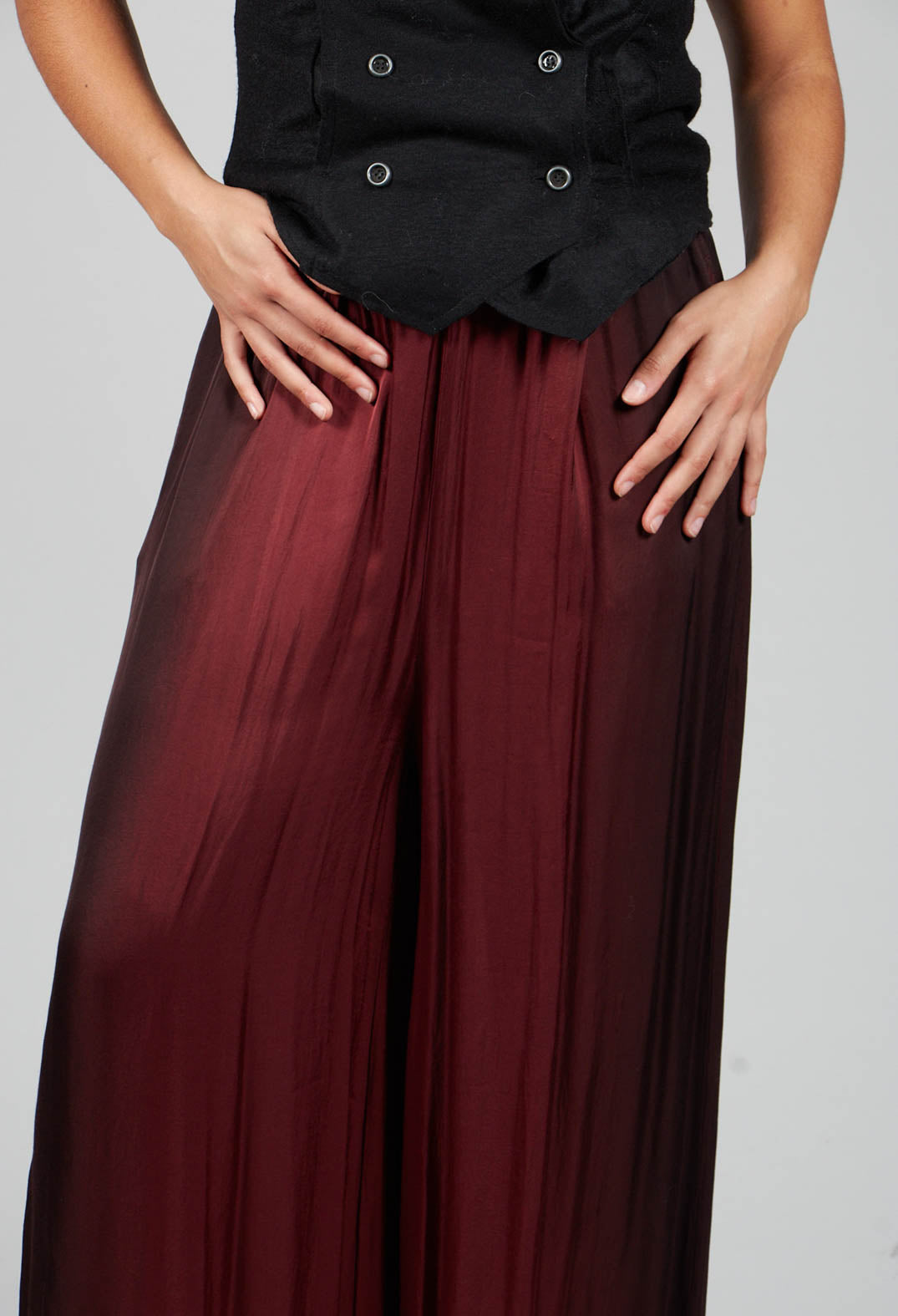 Pleat Trousers in Degrade Sangue