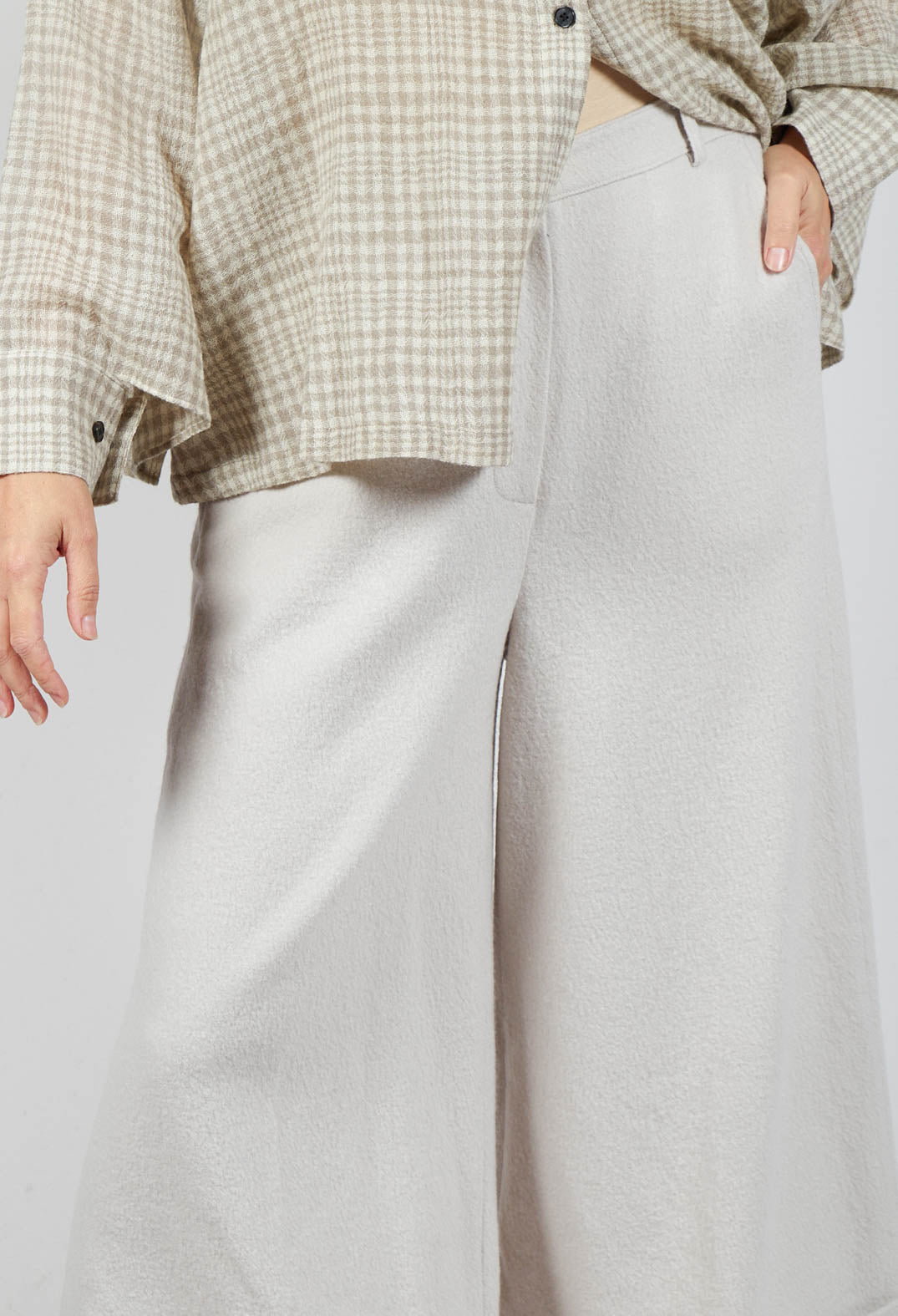 Cuffed Wide Leg Trousers in Off White