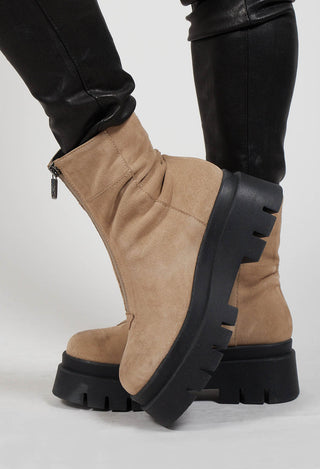Boots With Front Zip in London DK Beige
