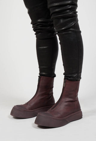 Boots With Front Zip in Gasoline Melanzana