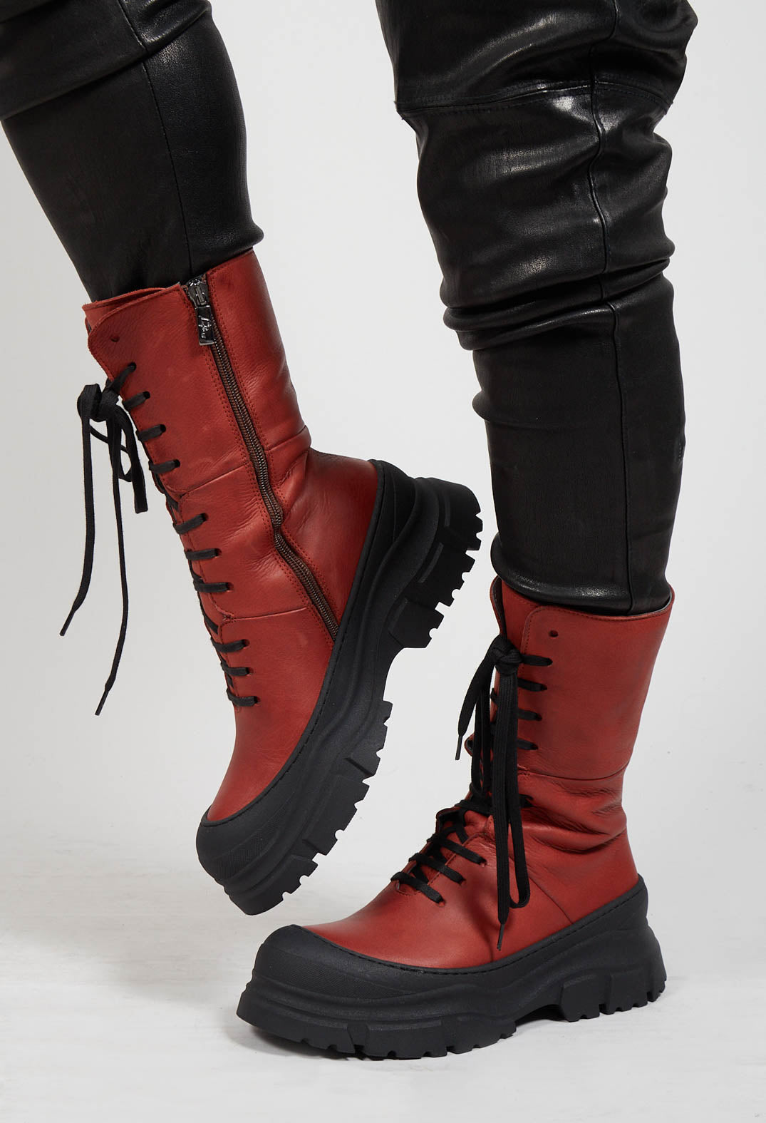 Lace Up Boots In Gasoline Cuoio Inglese