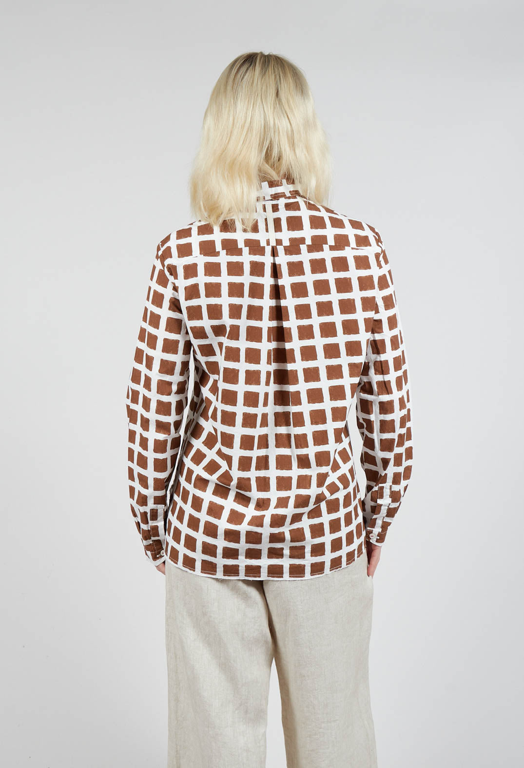 Chinzia Shirt in Brown Check