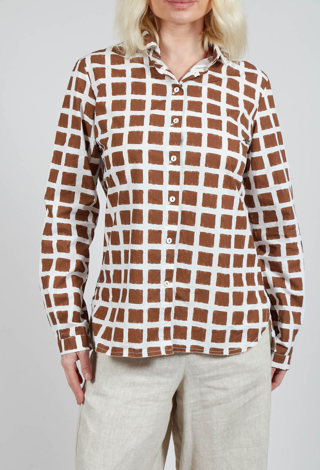 Chinzia Shirt in Brown Check