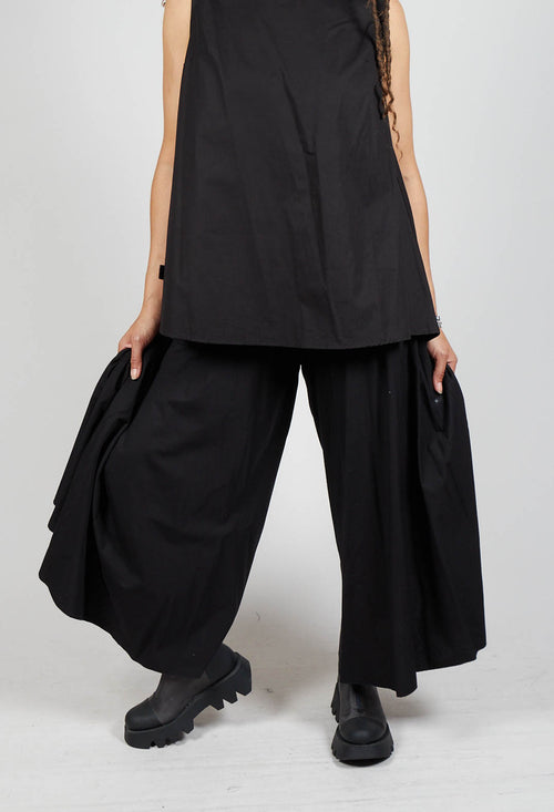 CuCuLotts Trousers in Black