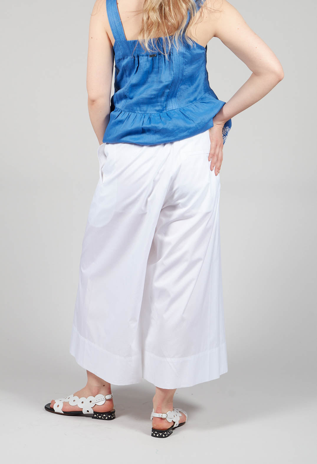 Wide Cropped Trousers in White