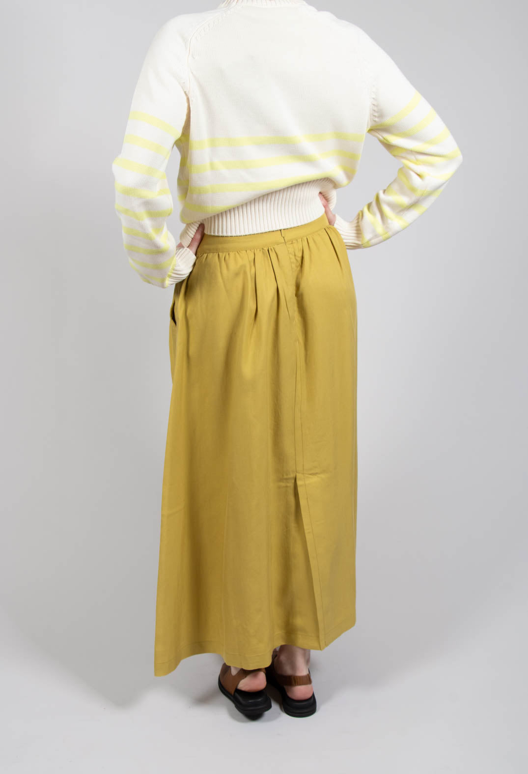 Yokoalf Skirt in Green Yellow