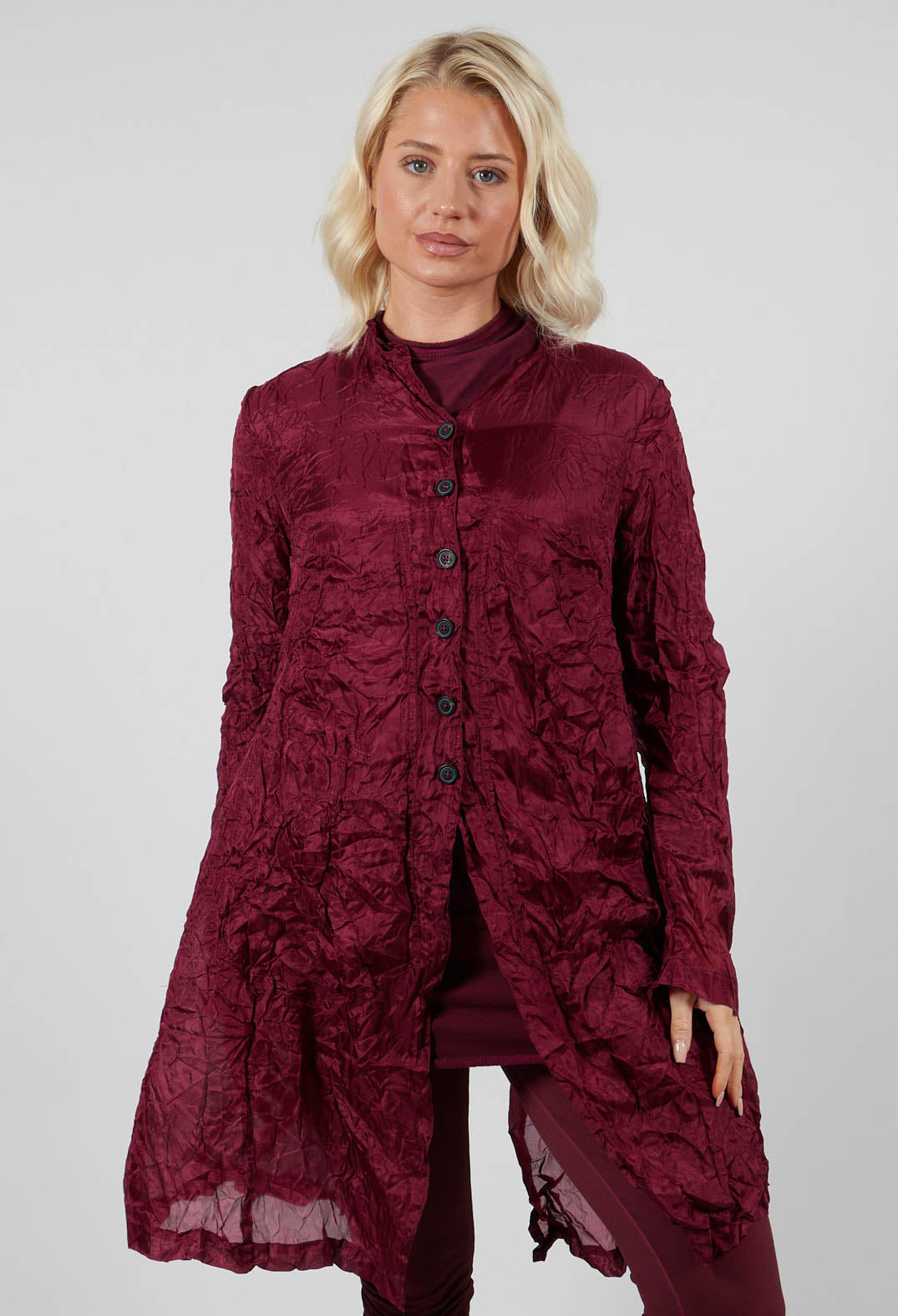 Button Plisse Shirt in Merlot Cloud