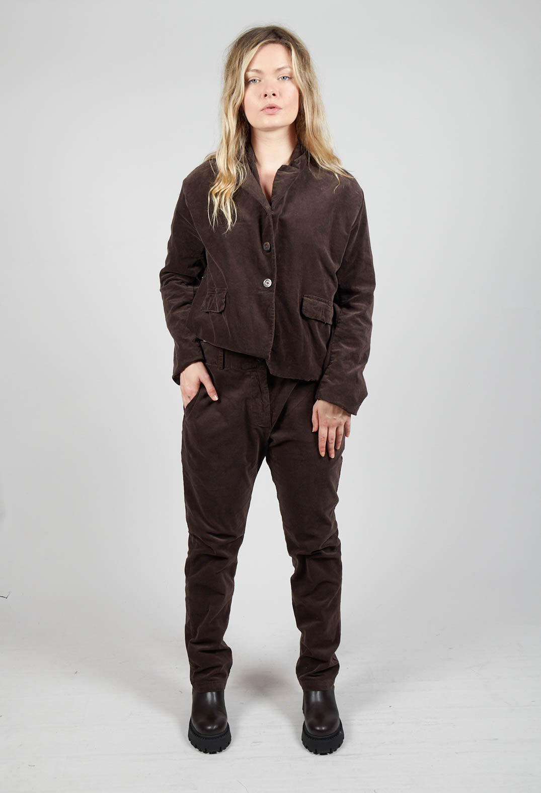 Prospera Trousers in Brown