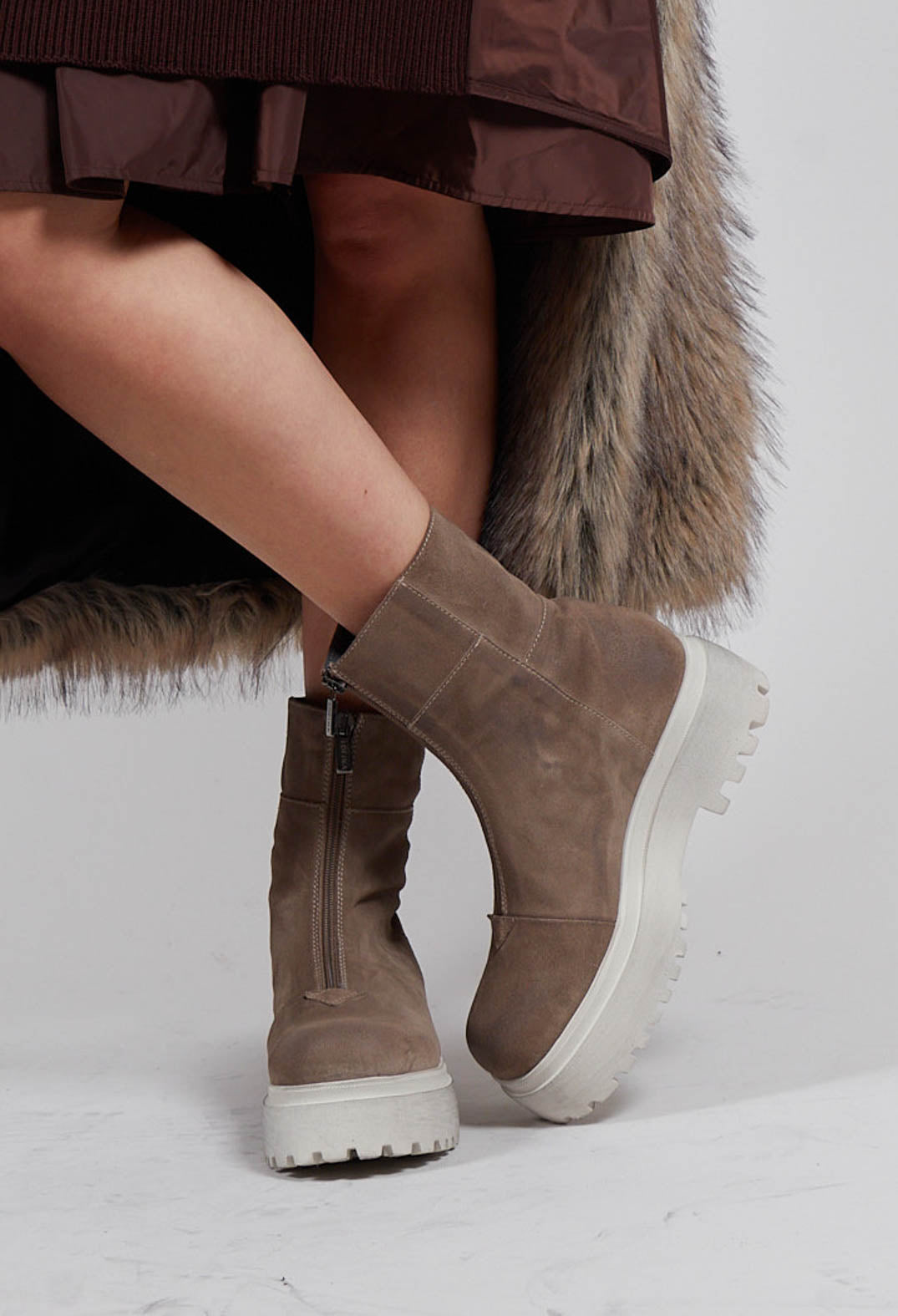 Ankle Boots with Front Zip in London Cardboard