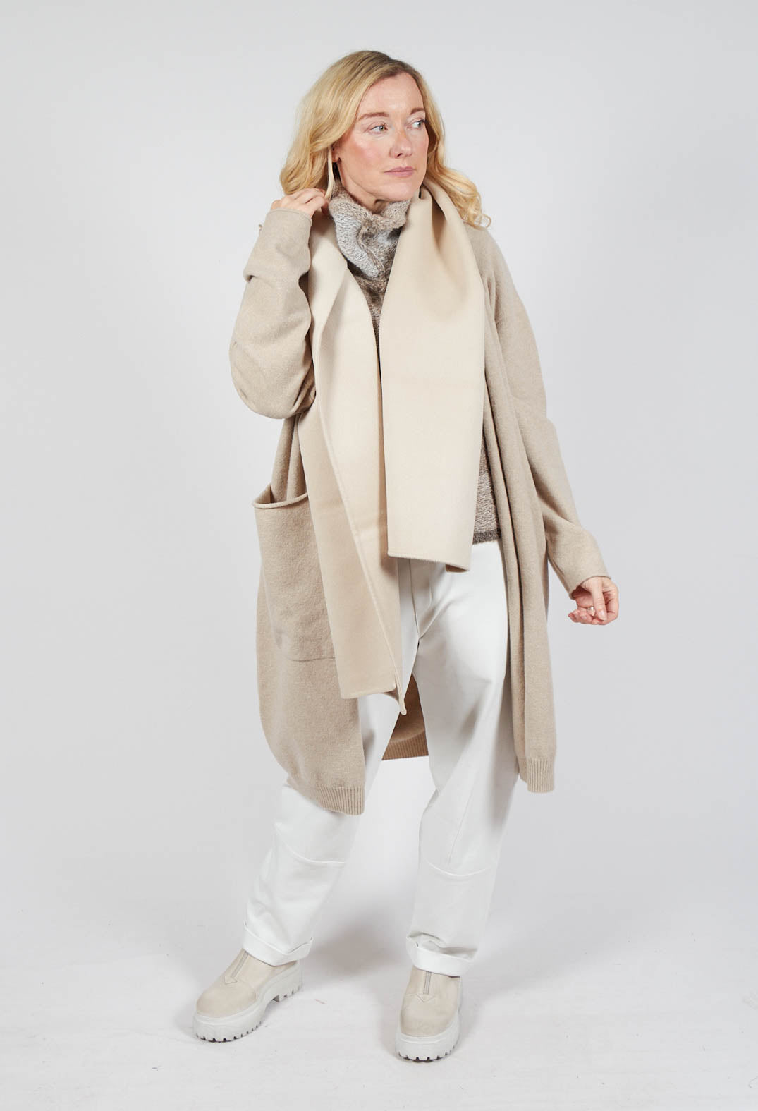 Long Cardigan in Beige