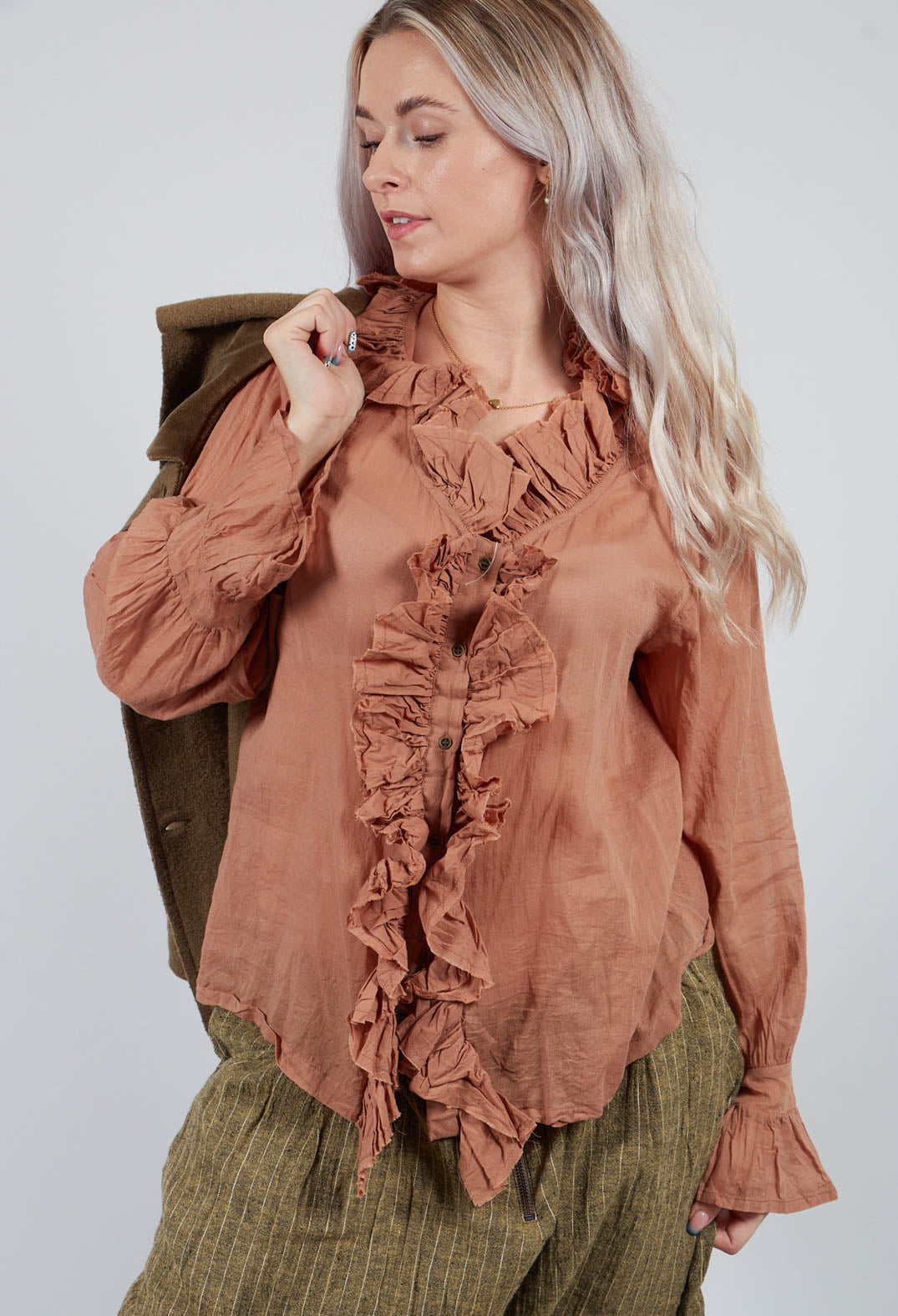 Oeillet Blouse in Voile Uni Macaron