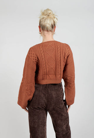 Carignan Cropped Jumper in Camel