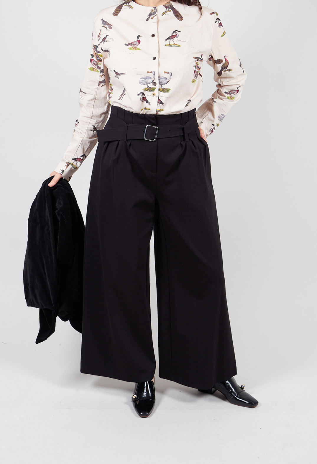 Jersey Wide Leg Trousers with Belt in Nero