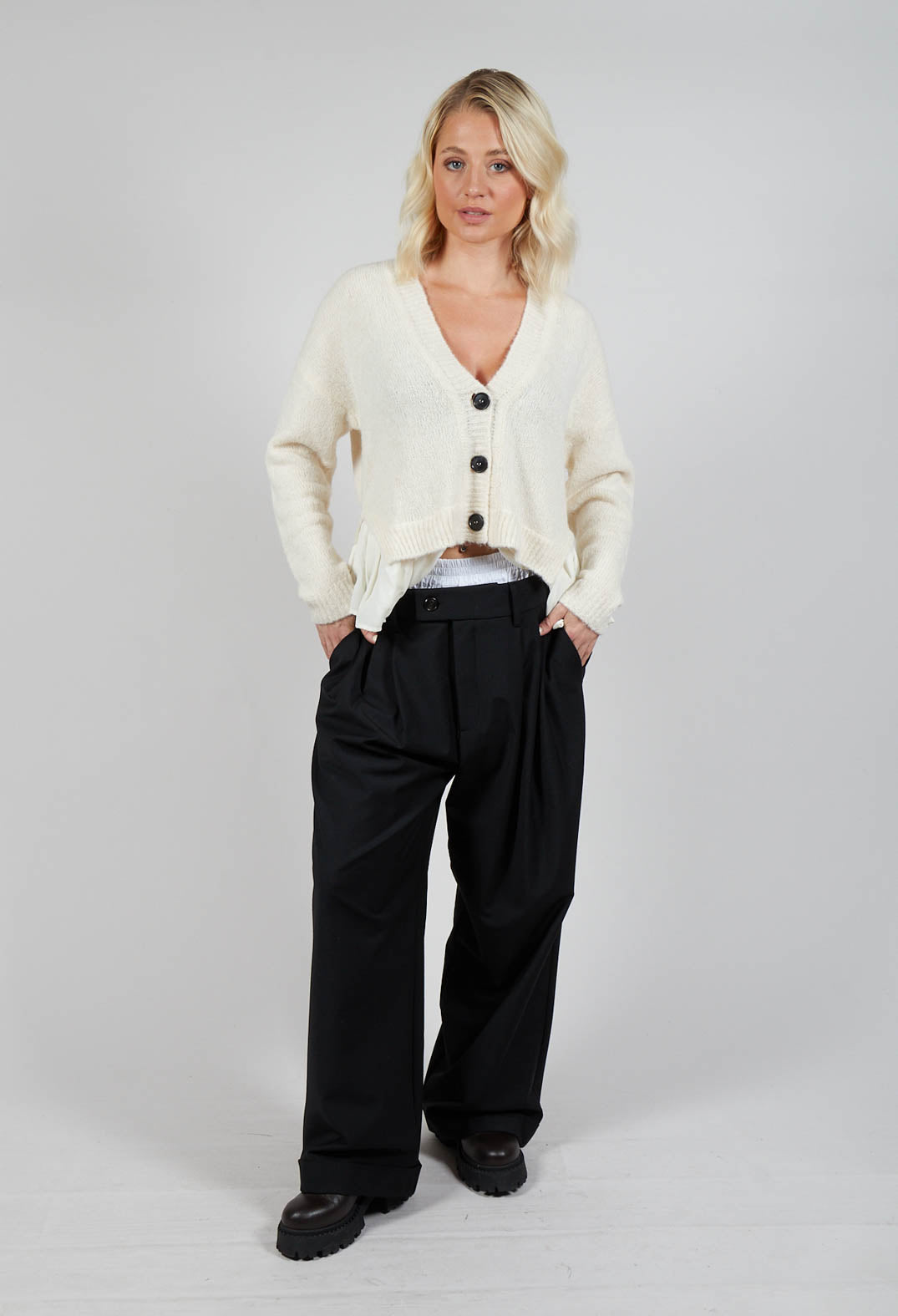 Wide Leg Tailored Trousers in Nero and Off White