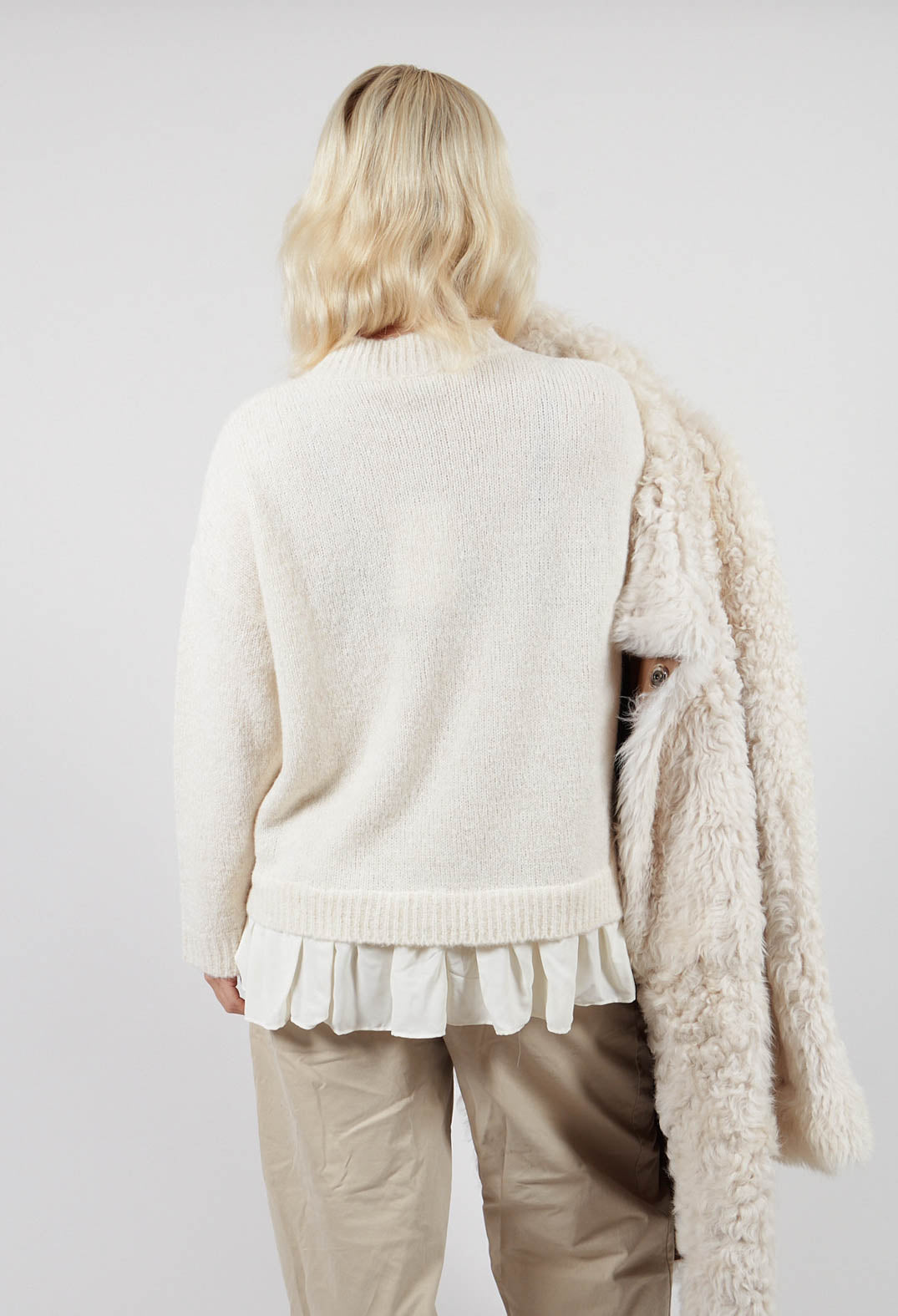 Knitted Jumper with Frill Hem in White Wool