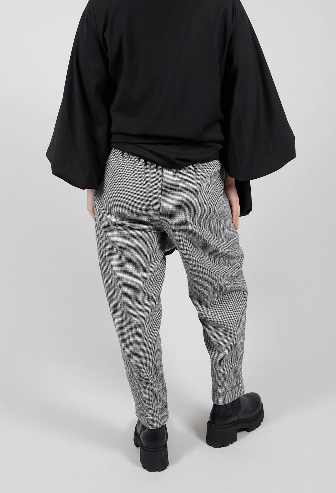 Long Geisha Trousers in Black