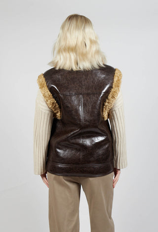 Reversible Gillet with Faux Fur and Suede in Choc Crackle