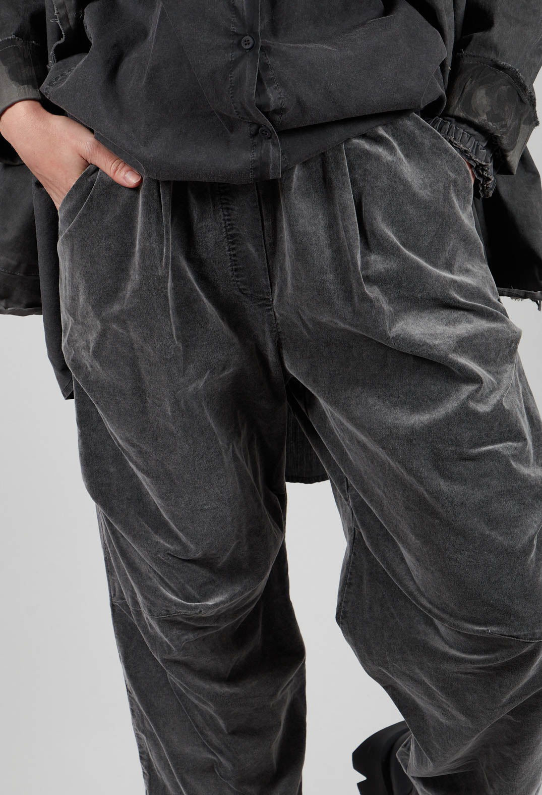 Straight Leg Trousers in Pewter