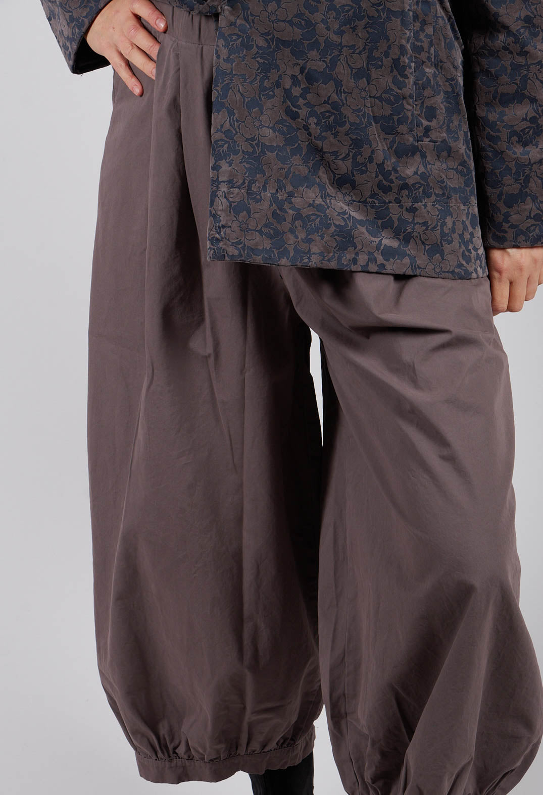 Cuffed Hem Trousers in Iron