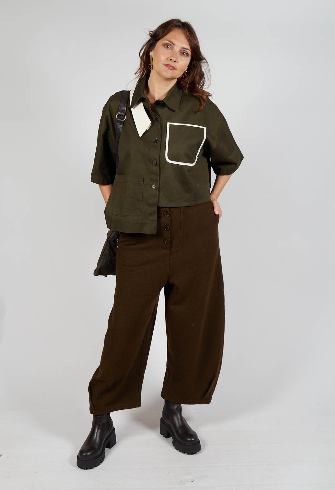 Barrel Leg Trousers in Brown