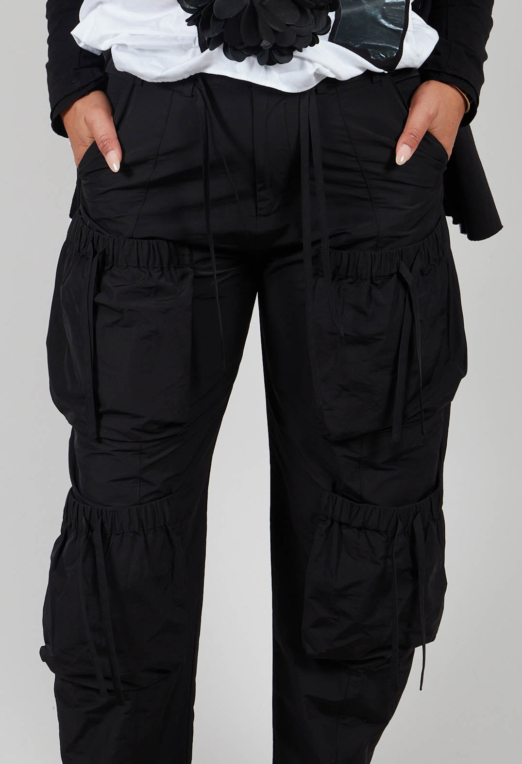 Fukkura Poplin Pants with Tie-Strings in Black