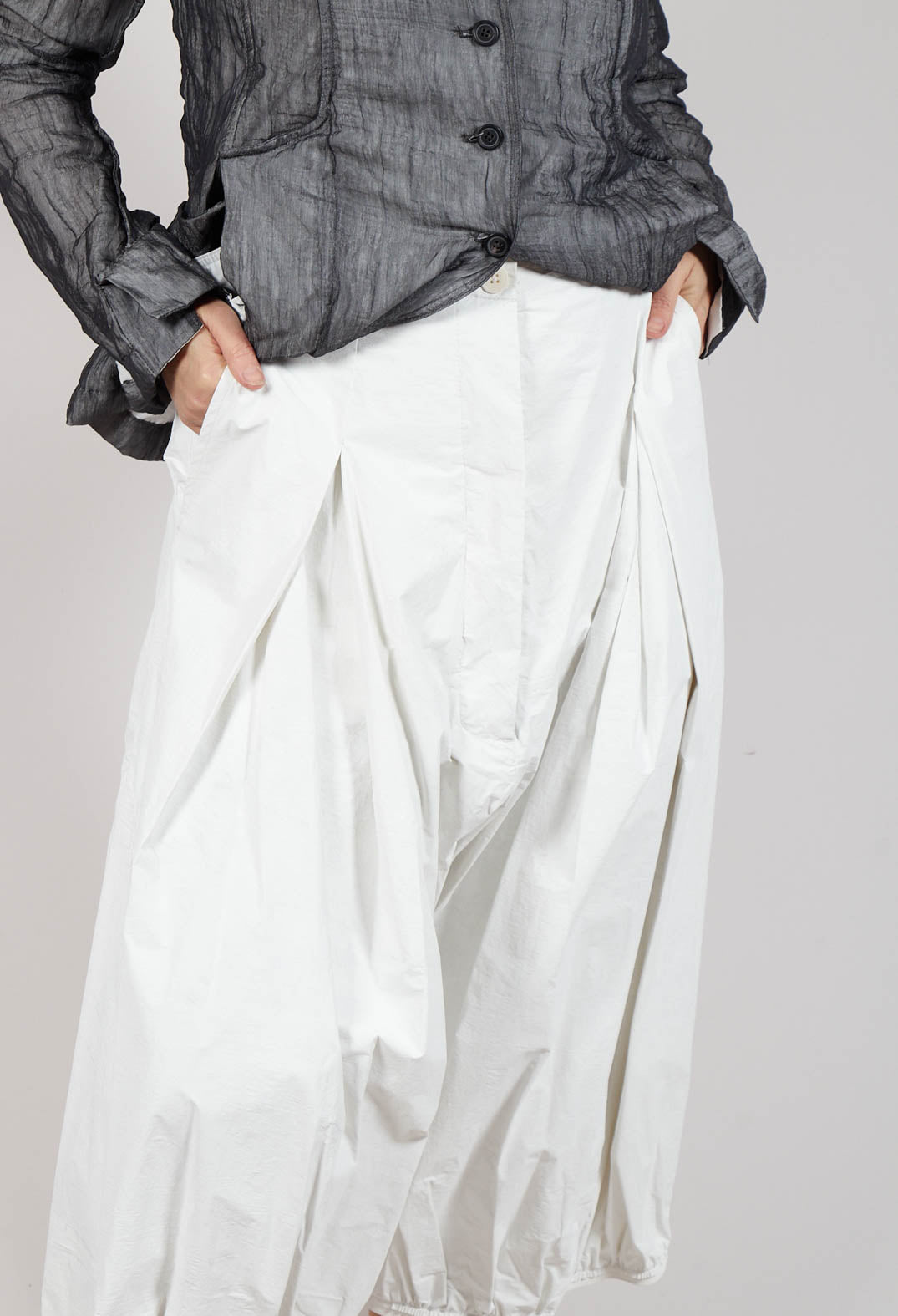 Pleat Front Trousers in Starwhite Brush