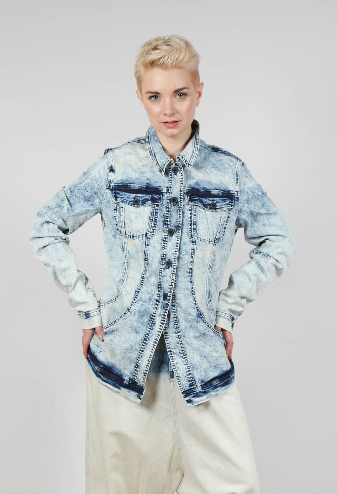 Tailored Denim Jacket in Bleachwash