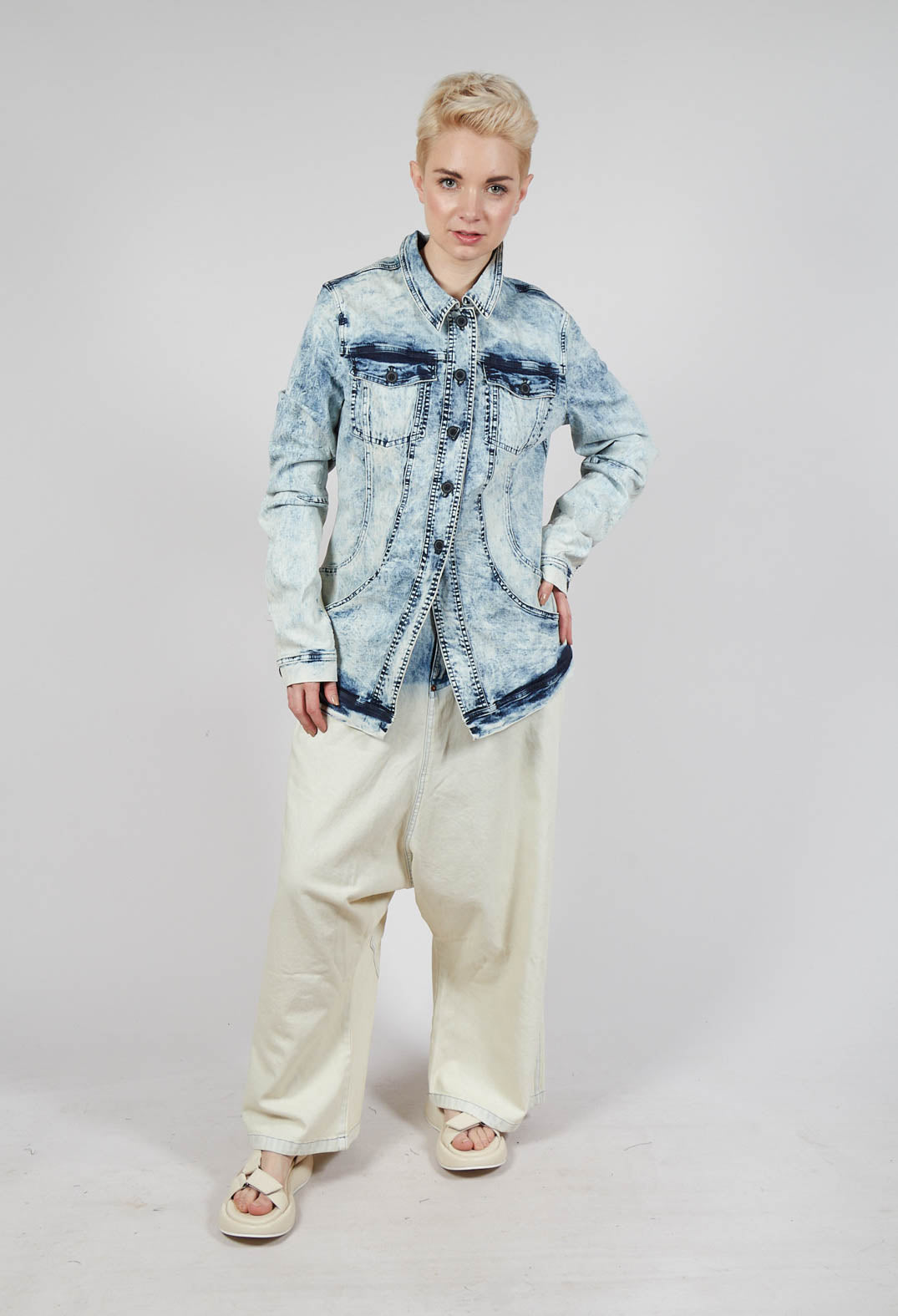 Tailored Denim Jacket in Bleachwash