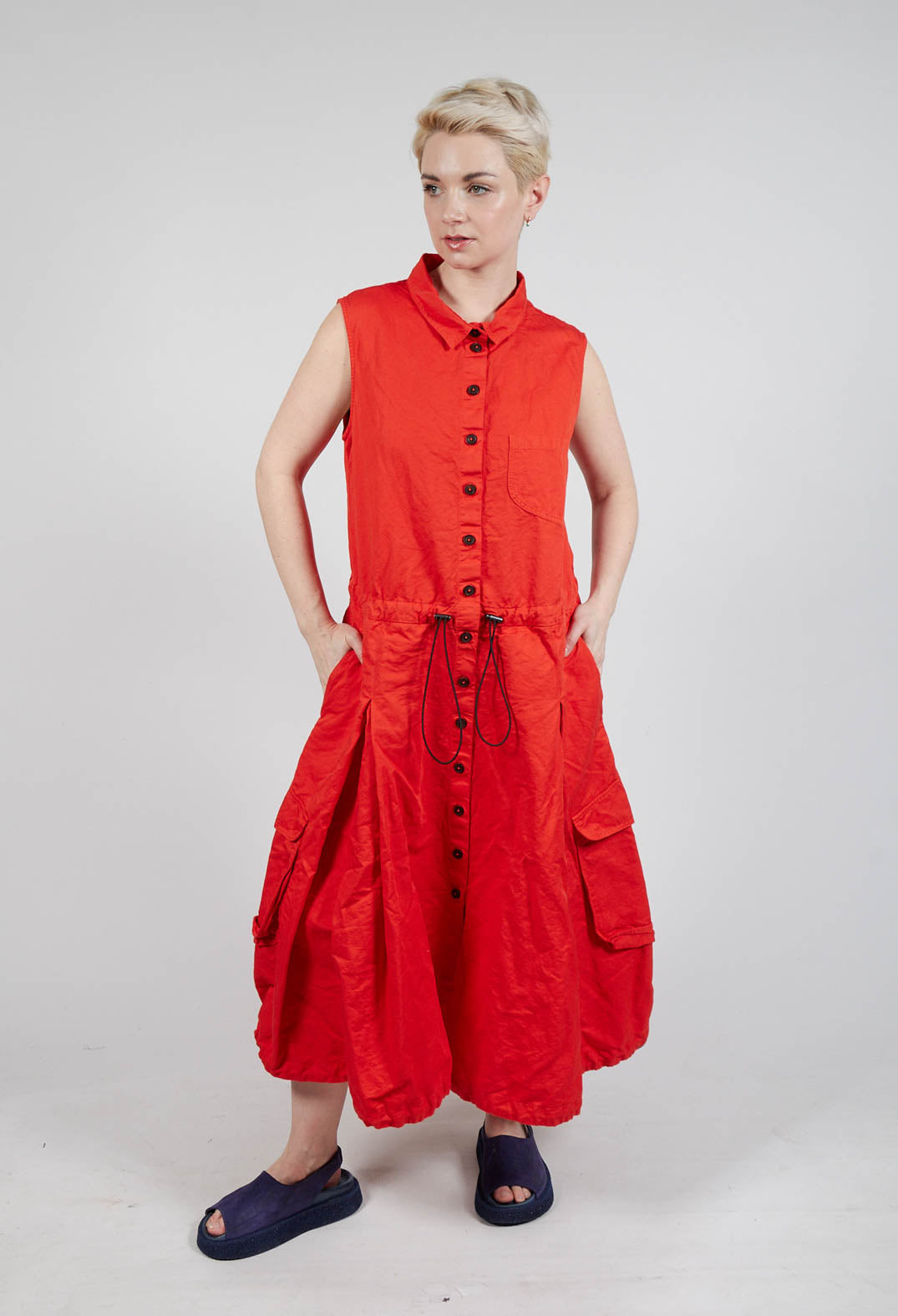 Sleeveless Button-Down Dress in Mandarine