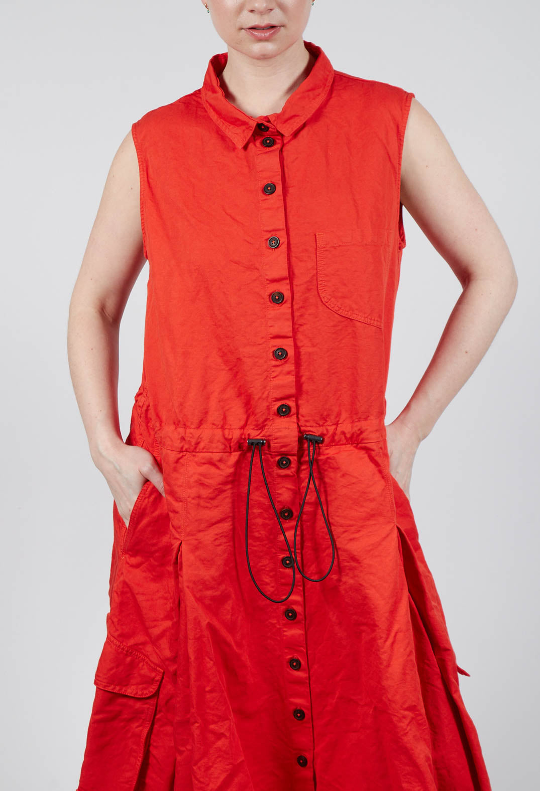 Sleeveless Button-Down Dress in Mandarine