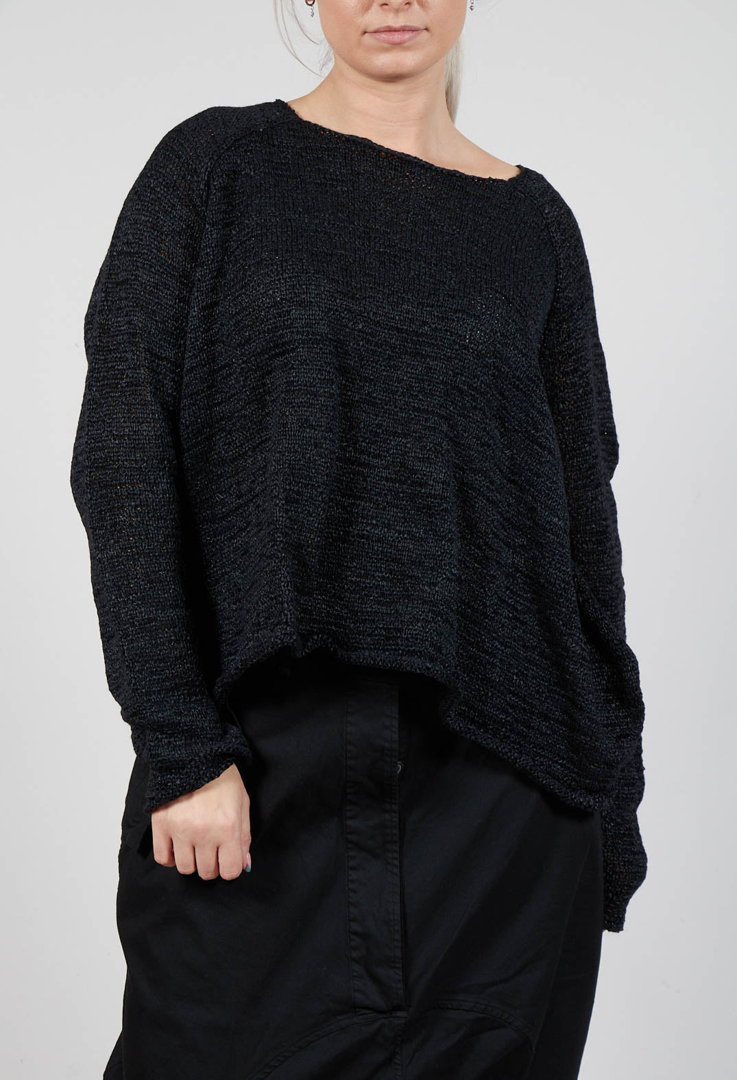 Cropped Knitted Jumper in Black